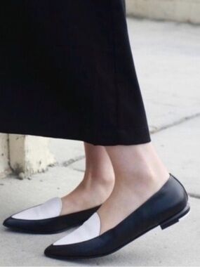 NIB [Everlane] Pointed Toe Italian Leather Black/White Flats Women’s 8.5